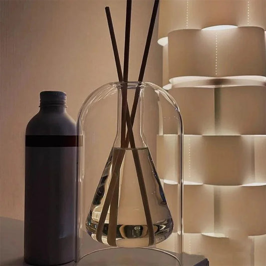 Transparent Glass Aromatherapy Diffuser Minimalist Design for Home Decoration